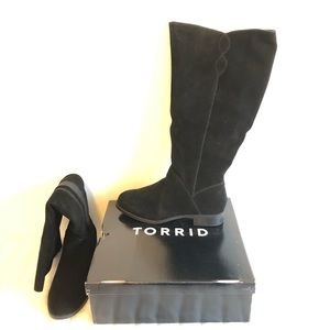 New torrid genuine suede boots